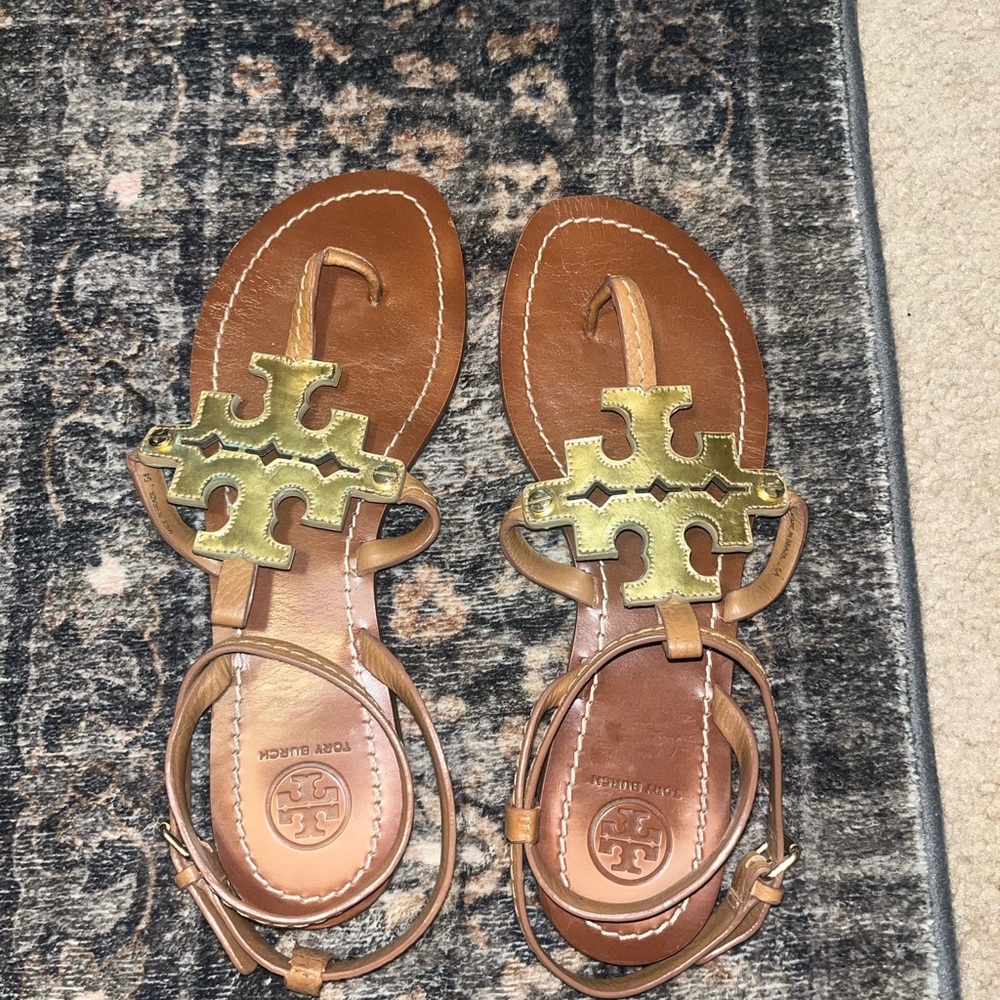 Tory Burch Tan Sandals with Gold Emblem